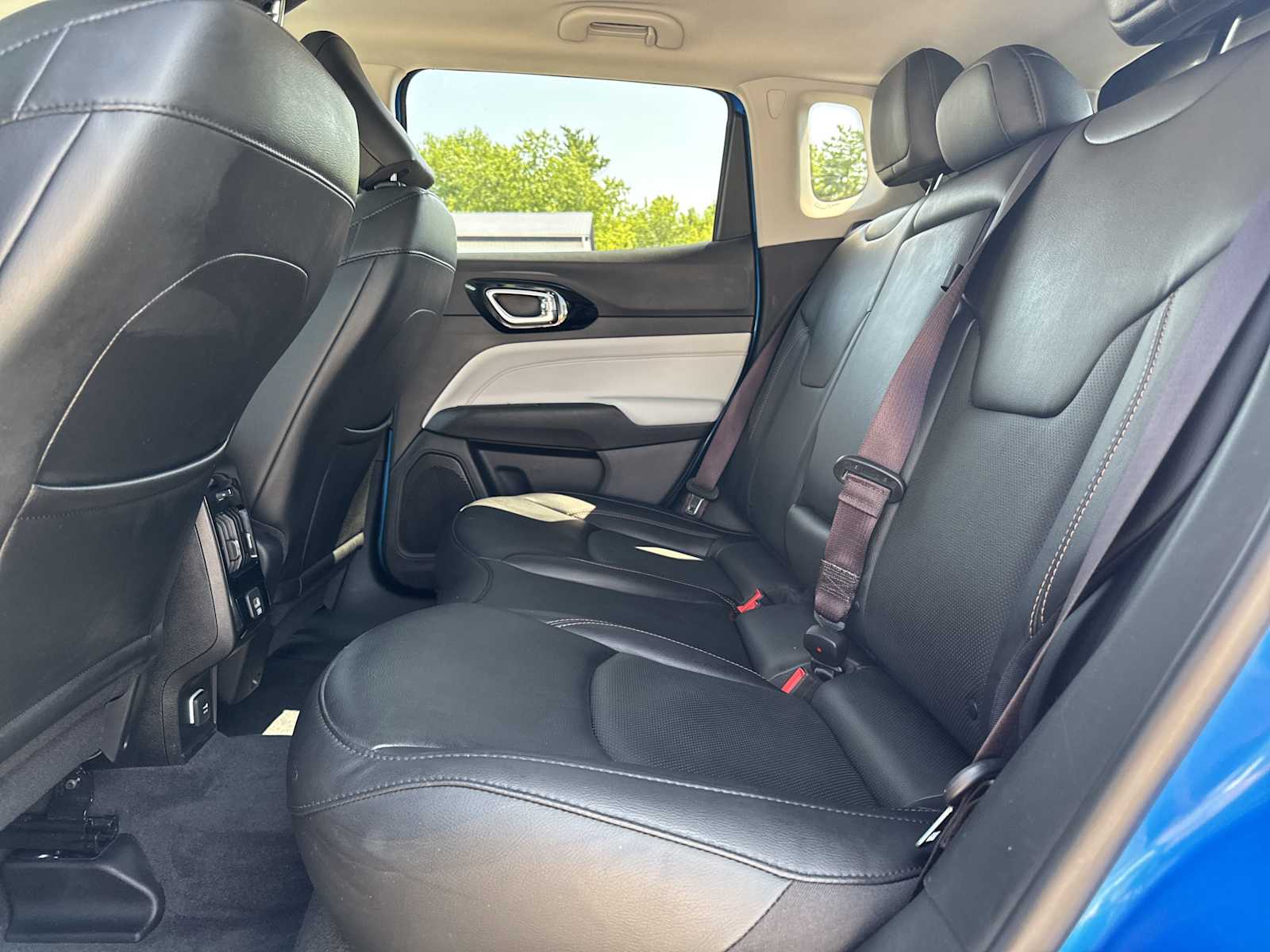2022 Jeep Compass Limited photo 30