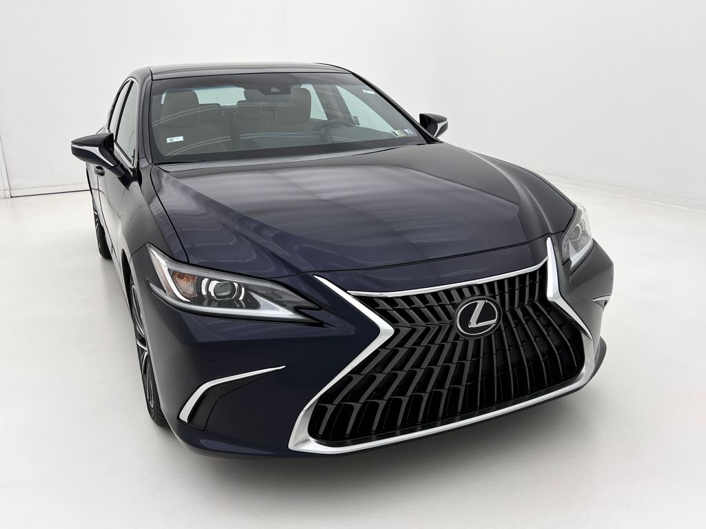2023 Lexus ES 350 photo 4