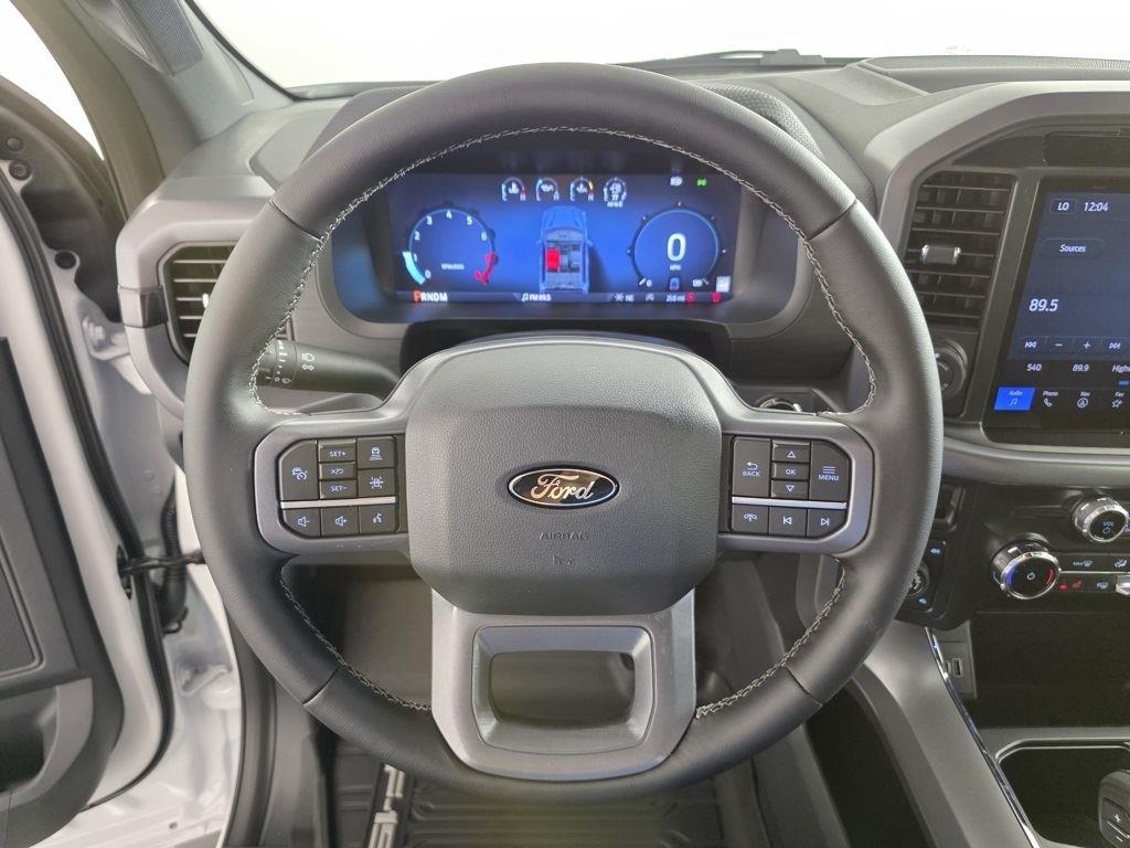 2025 Ford F-150 XLT photo 24