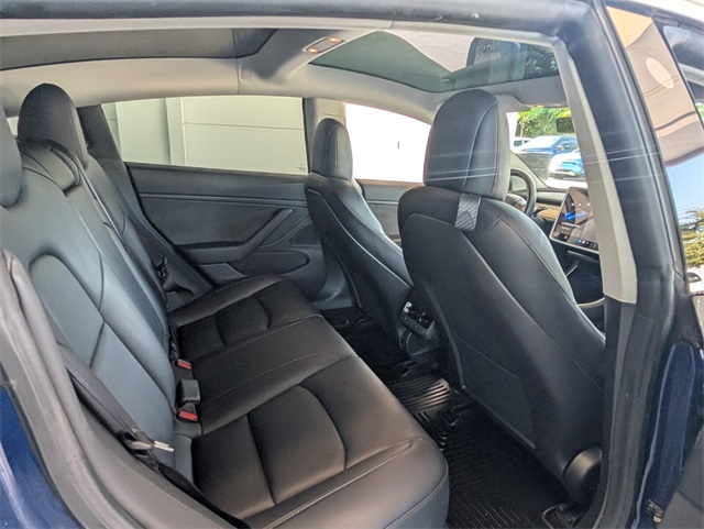 2019 Tesla Model 3 Long Range photo 13