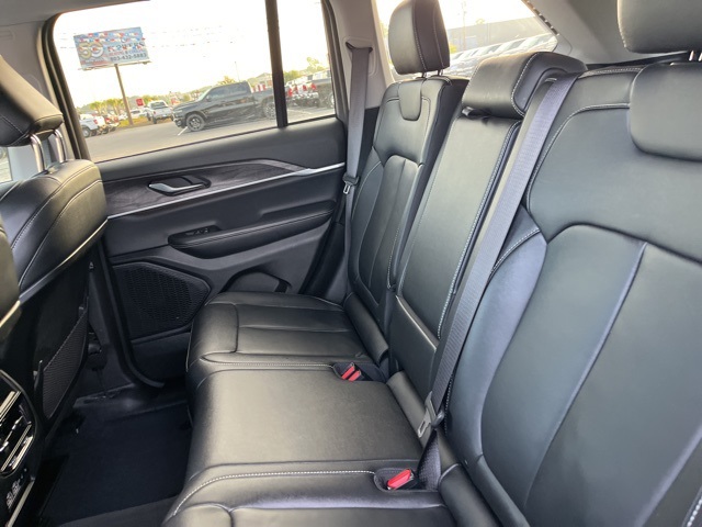 2023 Jeep Grand Cherokee Limited photo 10