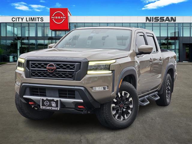 2023 Nissan Frontier PRO-4X's photo
