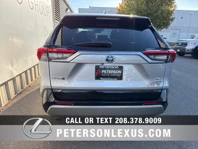 2024 Toyota RAV4 Hybrid SE photo 4