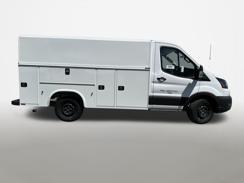 2024 Ford Transit photo 4