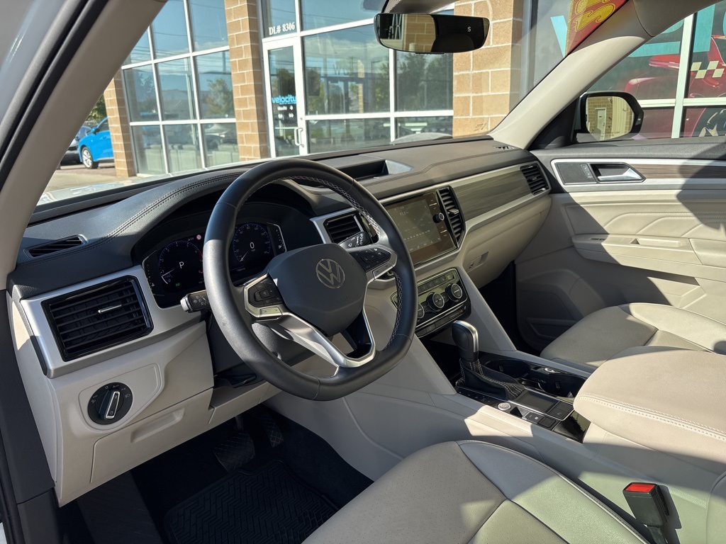 2021 Volkswagen Atlas SEL photo 9