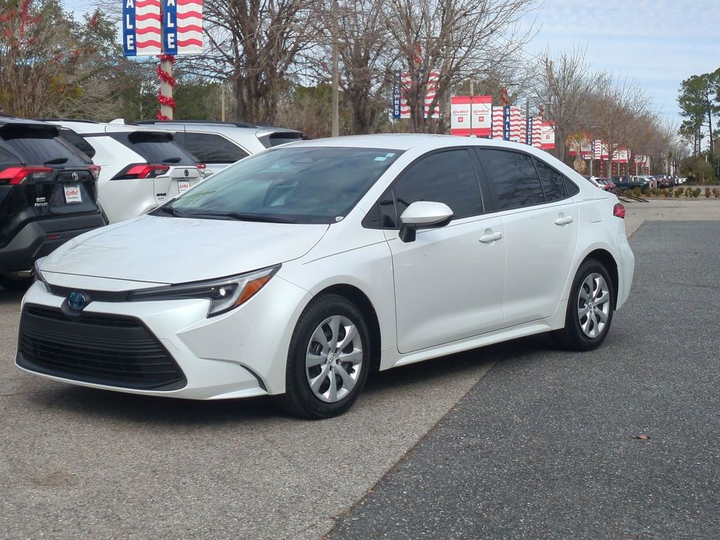 2024 Toyota Corolla LE
