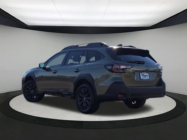 2023 Subaru Outback Onyx Edition photo 2