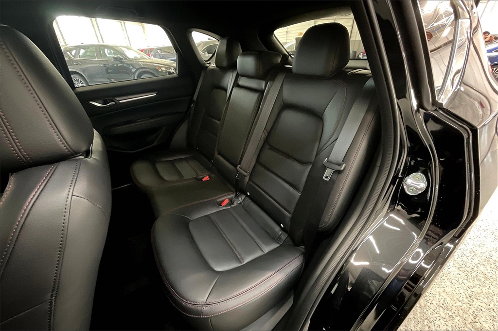 2025 MAZDA CX-5 - Image 9