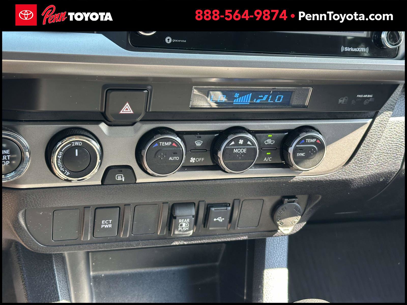 2023 Toyota Tacoma SR5 4x4 photo 24