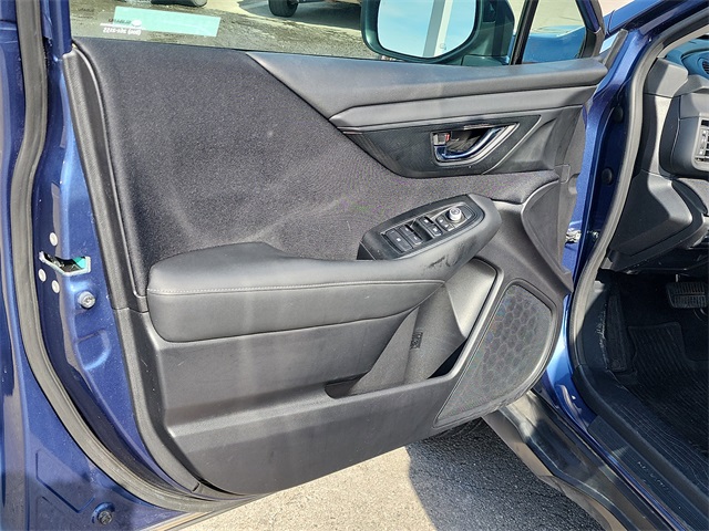 2020 Subaru Outback Premium photo 8