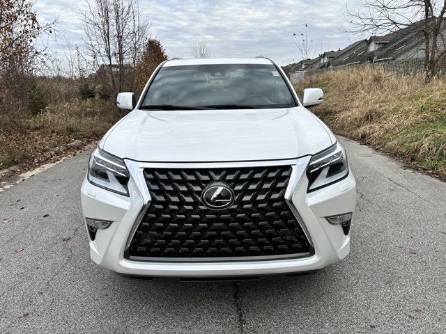 2023 Lexus GX 460 Premium photo 3