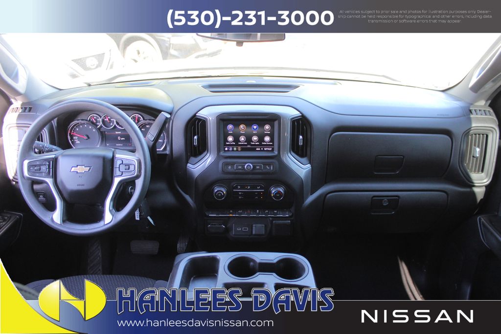 2021 Chevrolet Silverado 1500 Custom photo 15