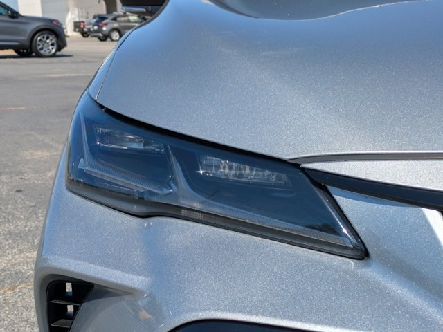 2022 Toyota Avalon Touring photo 9