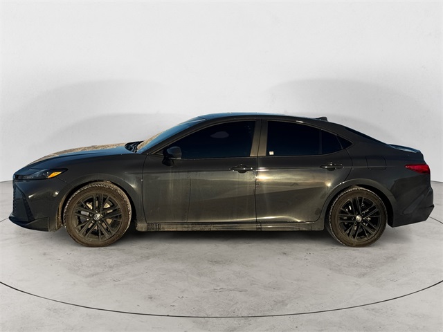 2025 Toyota Camry SE photo 2