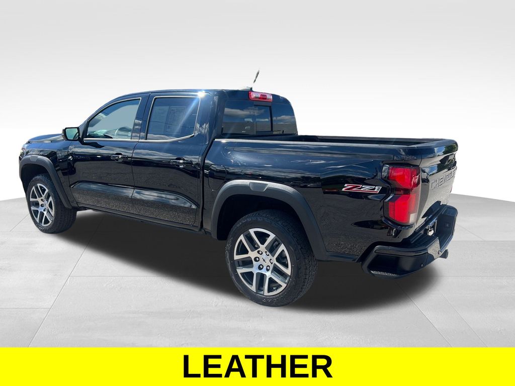 2024 Chevrolet Colorado Z71 photo 3