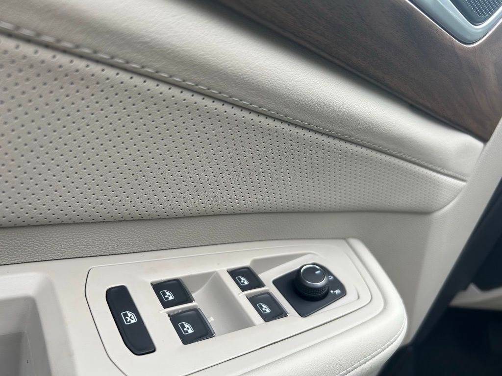 2026 Volkswagen Atlas SE Technology photo 42