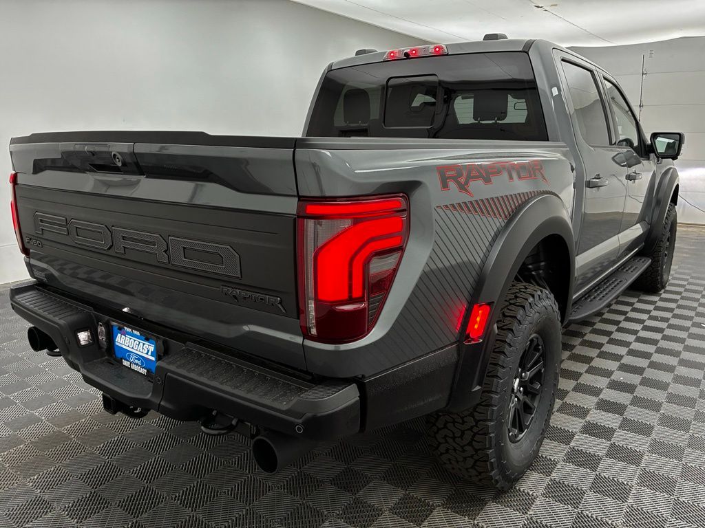 2025 Ford F-150 Raptor photo 5