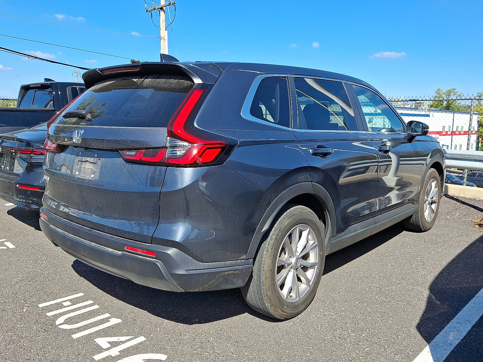 2023 Honda CR-V EX photo 3