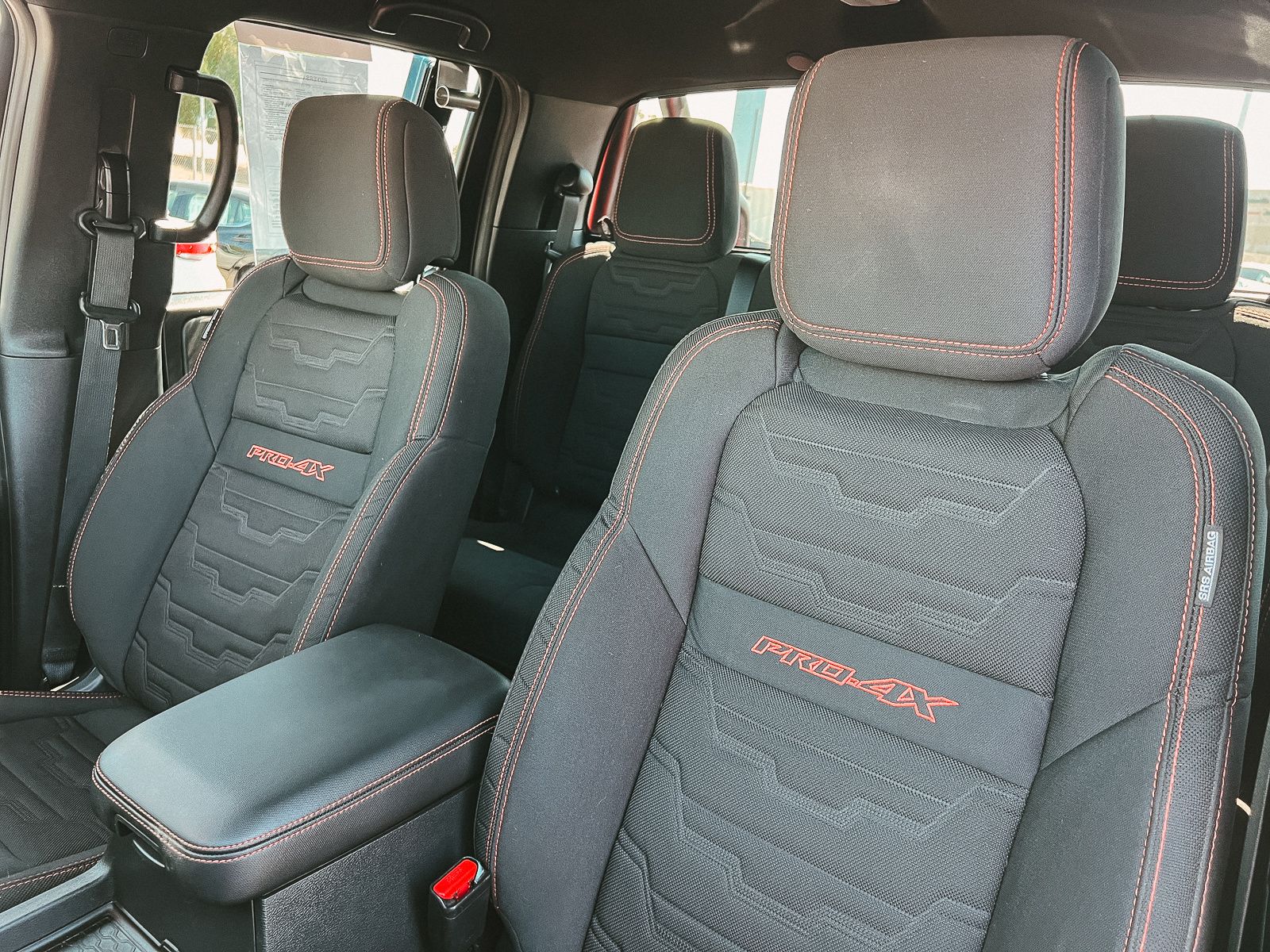 2024 Nissan Frontier PRO-4X photo 25