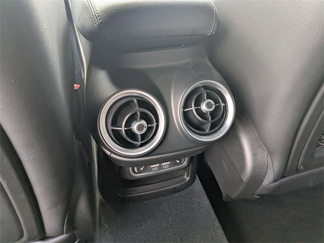2022 Alfa Romeo Stelvio Ti photo 22