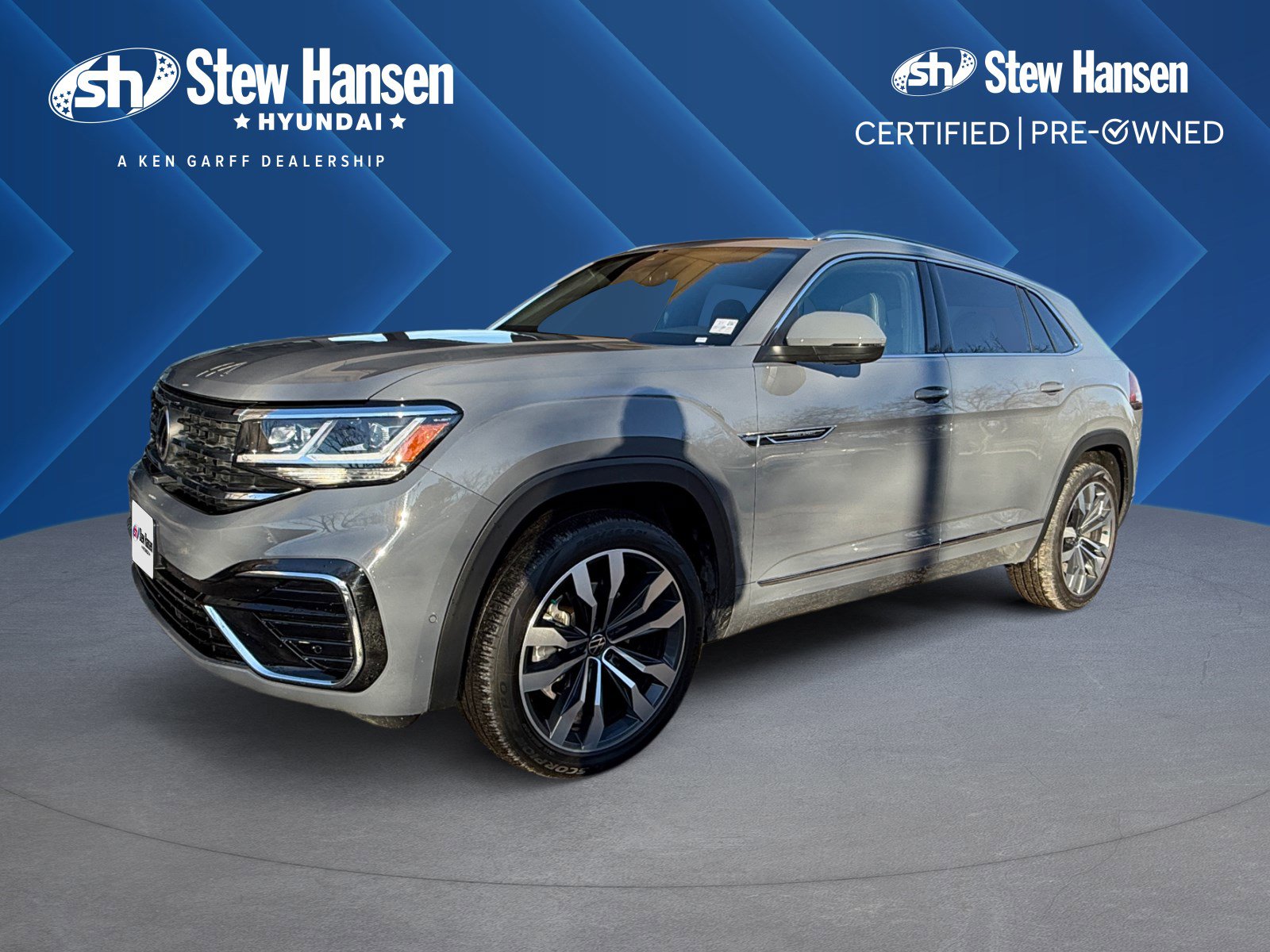 2023 Volkswagen Atlas Cross Sport SEL Premium R-Line's photo