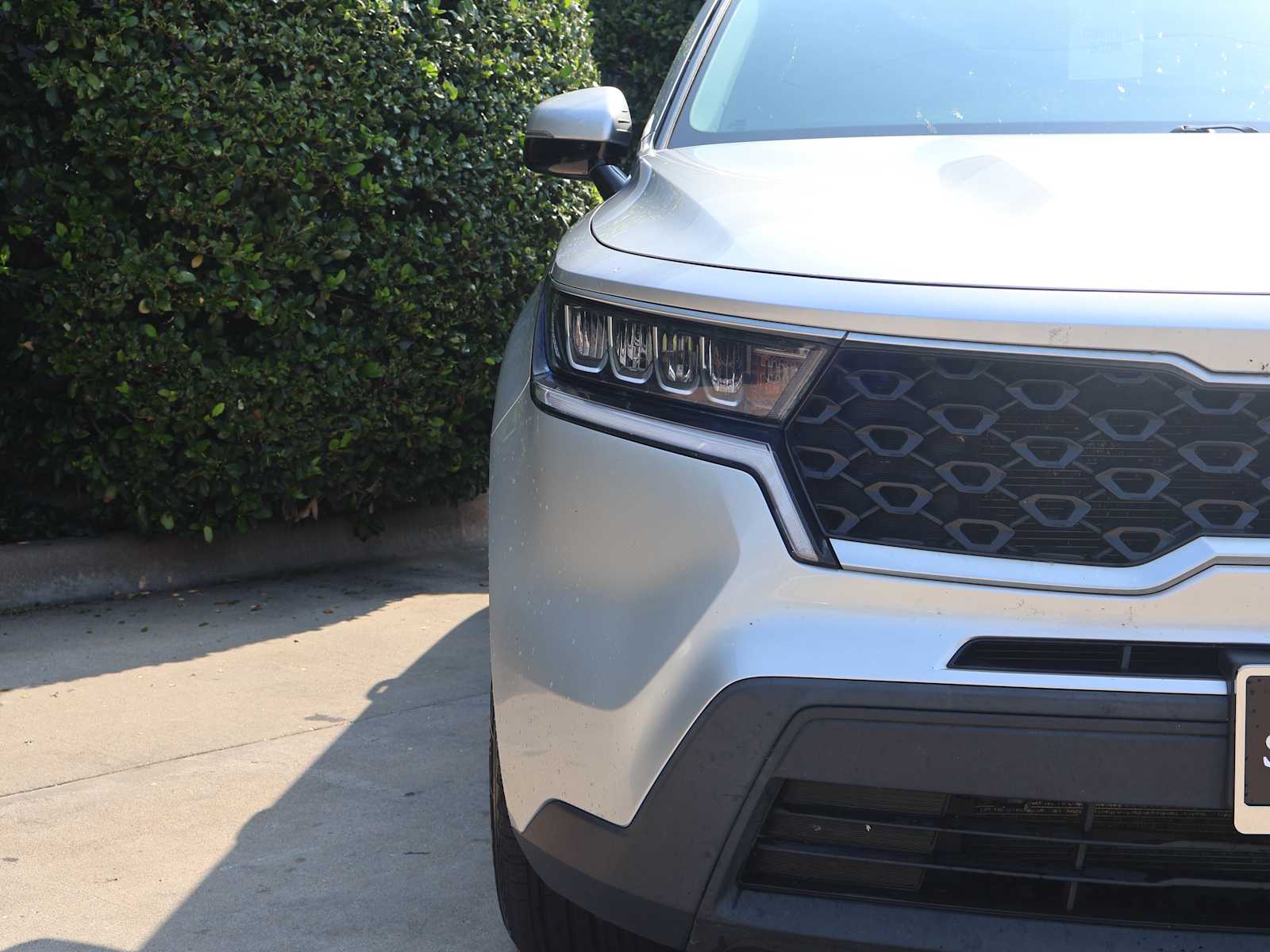 2022 Kia Sorento LX photo 4