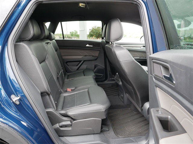 2022 Volkswagen Atlas Cross Sport V6 SE Technology photo 19