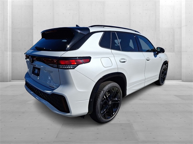 2025 Volkswagen Tiguan SE R-Line Black photo 3