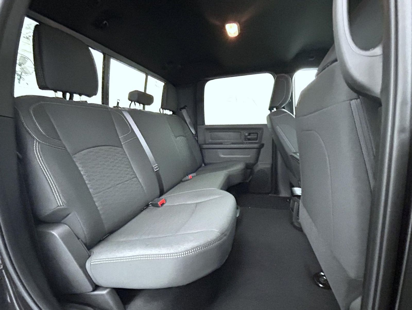 2026 Ram 2500 Tradesman photo 18