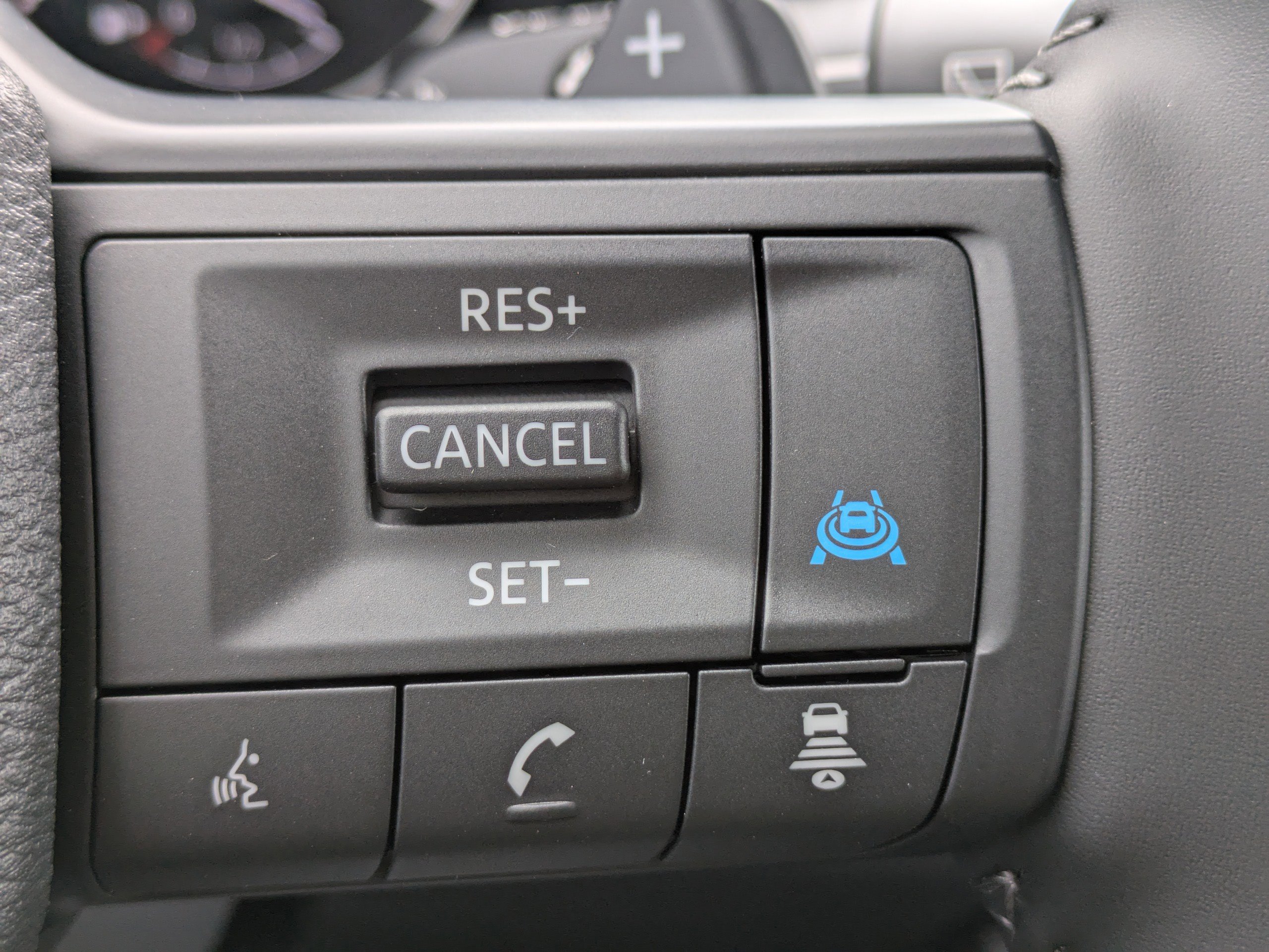 2026 Nissan Rogue SV photo 29