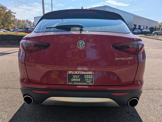 2019 Alfa Romeo Stelvio Base photo 4