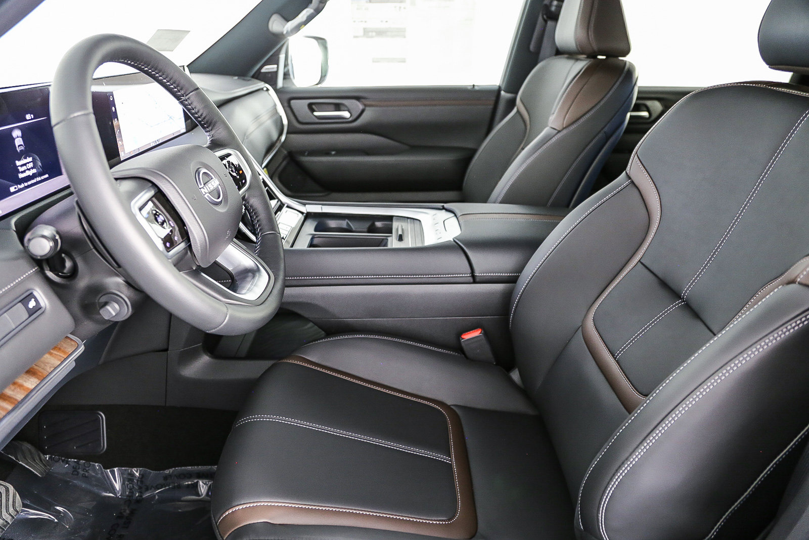 2025 Nissan Armada SL photo 17
