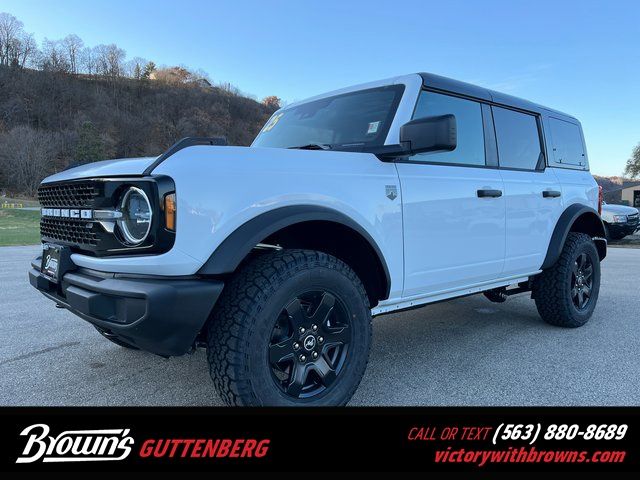 2025 Ford Bronco 4-Door Big Bend's photo