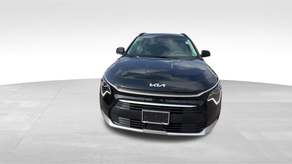 2025 Kia Niro EX photo 9