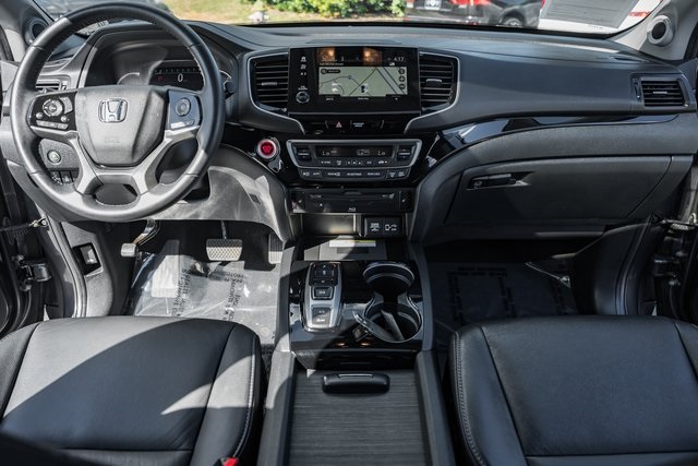 2022 Honda Pilot Touring photo 17