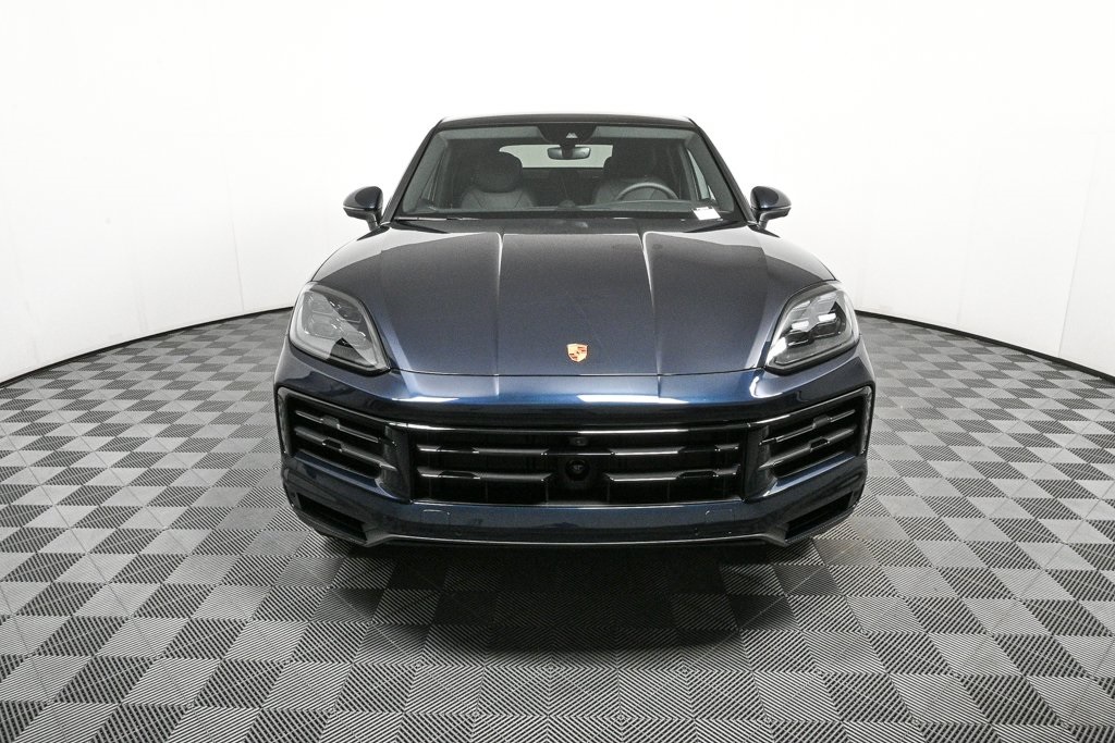 2026 Porsche Cayenne Coupe photo 33