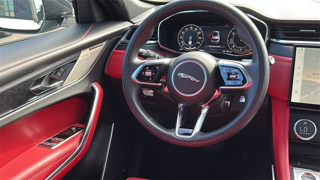 2024 Jaguar F-PACE P400 R-Dynamic S photo 25