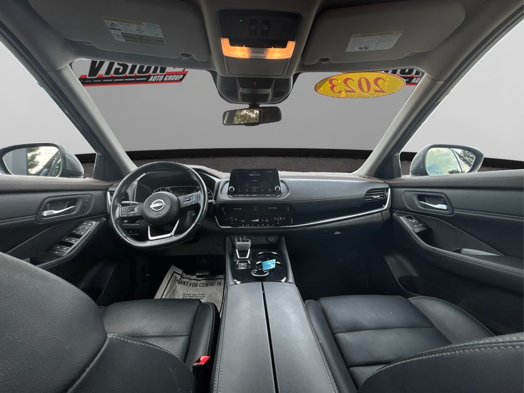 2023 Nissan Rogue SL photo 25