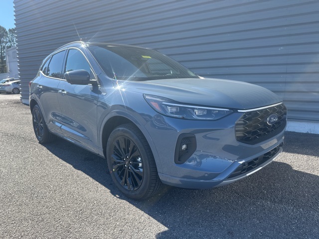 2026 Ford Escape ST-Line Elite's photo