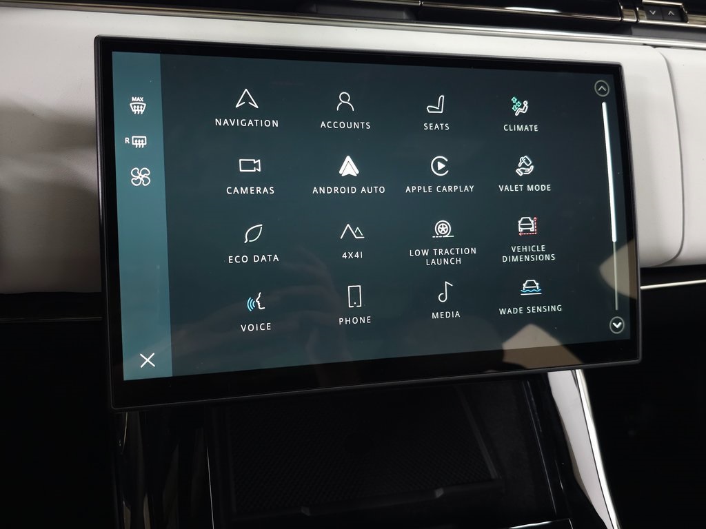 2025 Land Rover Range Rover Sport SE photo 20