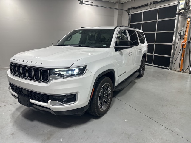 2023 Jeep Wagoneer L Series II photo 12