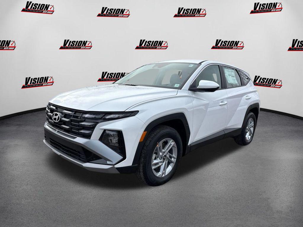 2026 Hyundai Tucson SE's photo