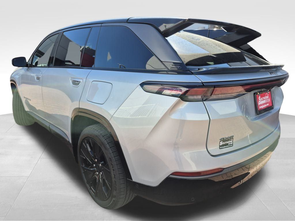 2025 Jeep Wagoneer S Launch Edition photo 3