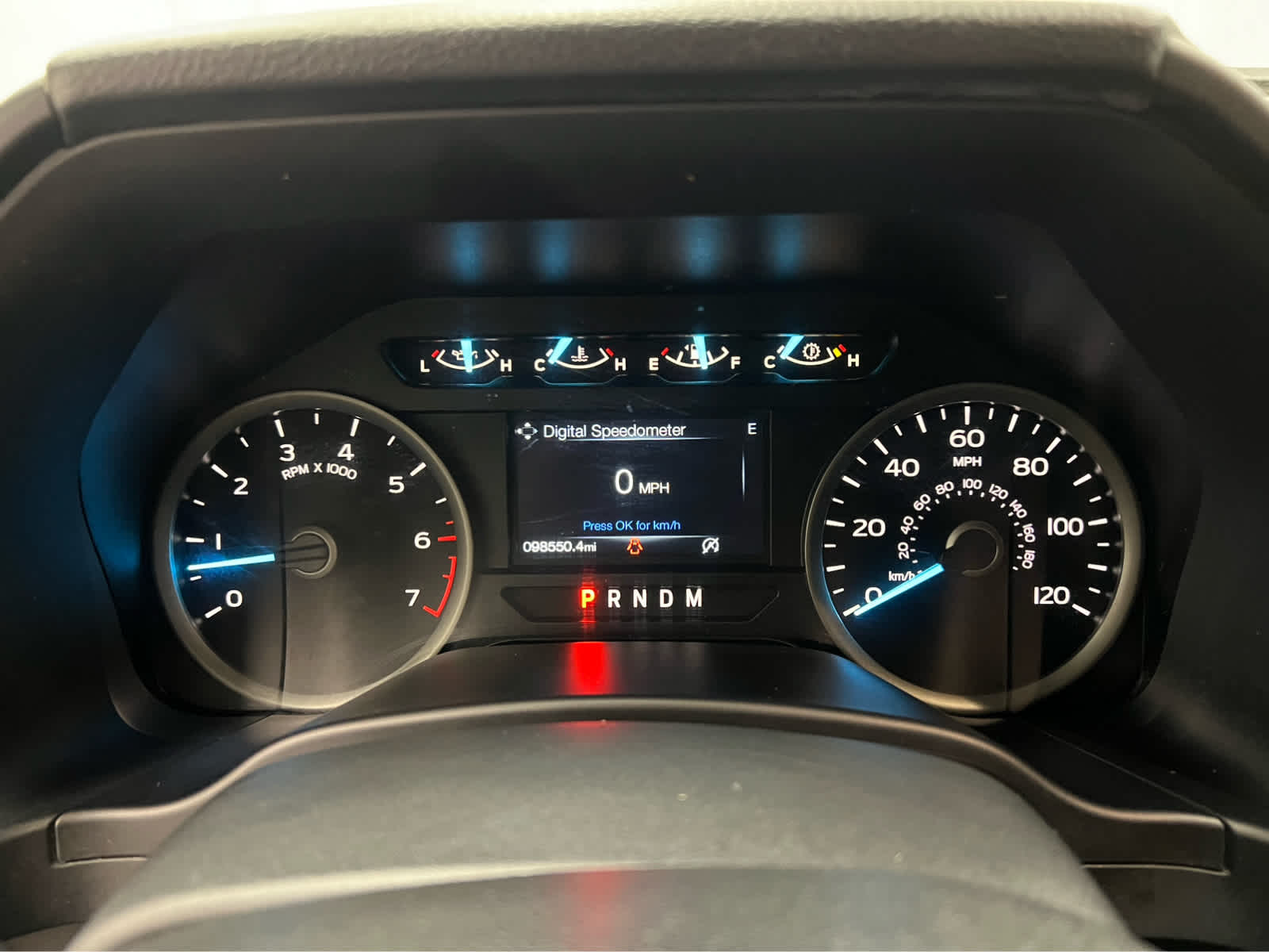 2020 Ford F-150 XLT photo 19