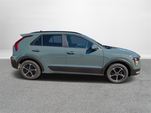2025 Kia Niro EX photo 2