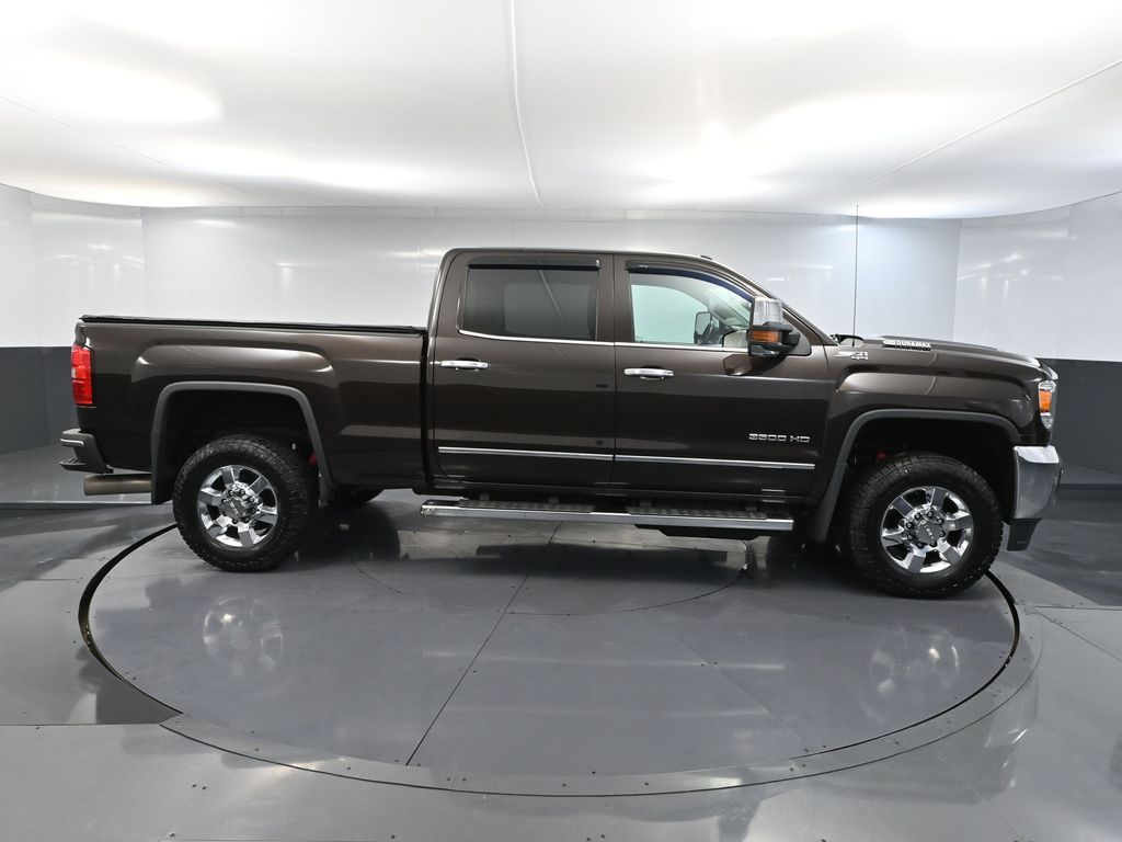 2018 Gmc Sierra SLT photo 2