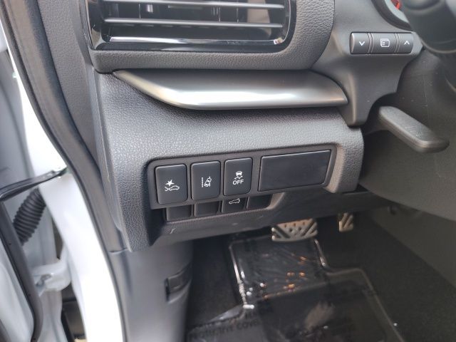 2025 Mitsubishi Eclipse Cross SEL photo 9