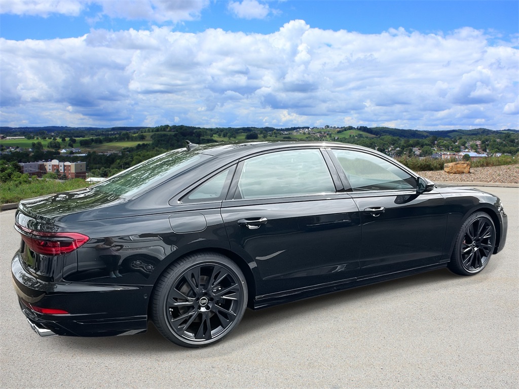 2025 Audi S8 Quattro photo 3