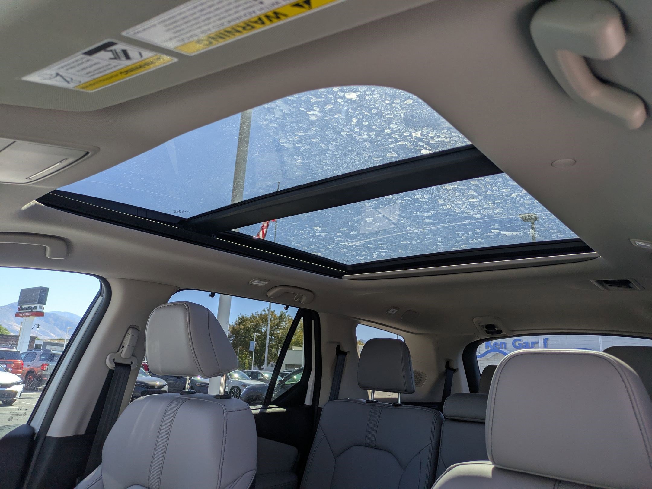 2025 Honda Pilot Touring photo 11
