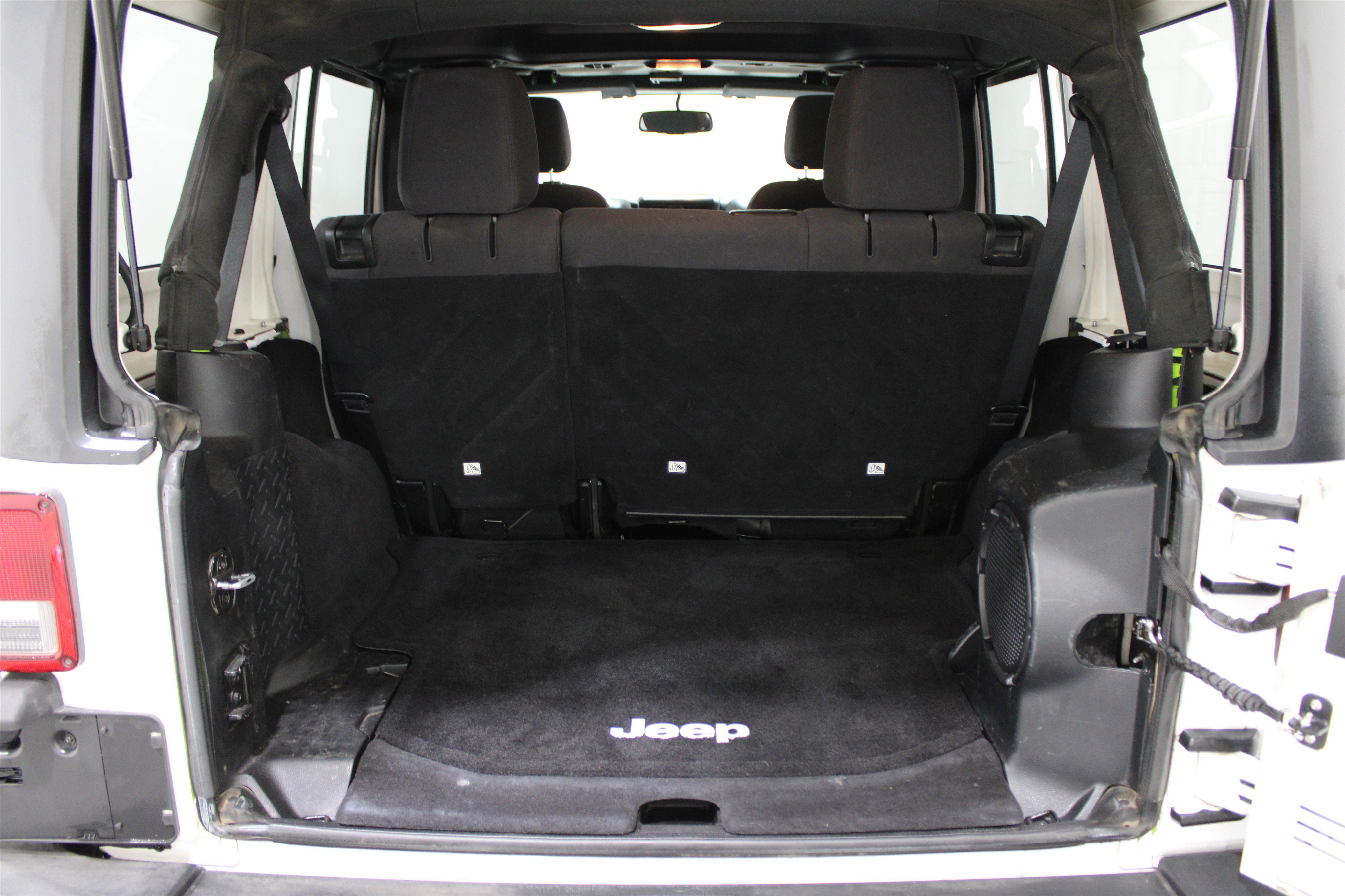 2013 Jeep Wrangler Unlimited Sport photo 14